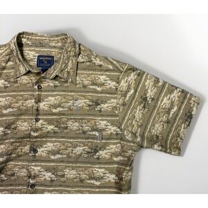 Woolrich Shirt‎ Button Down Mens Size XL Short Sleeve Button Fish Print